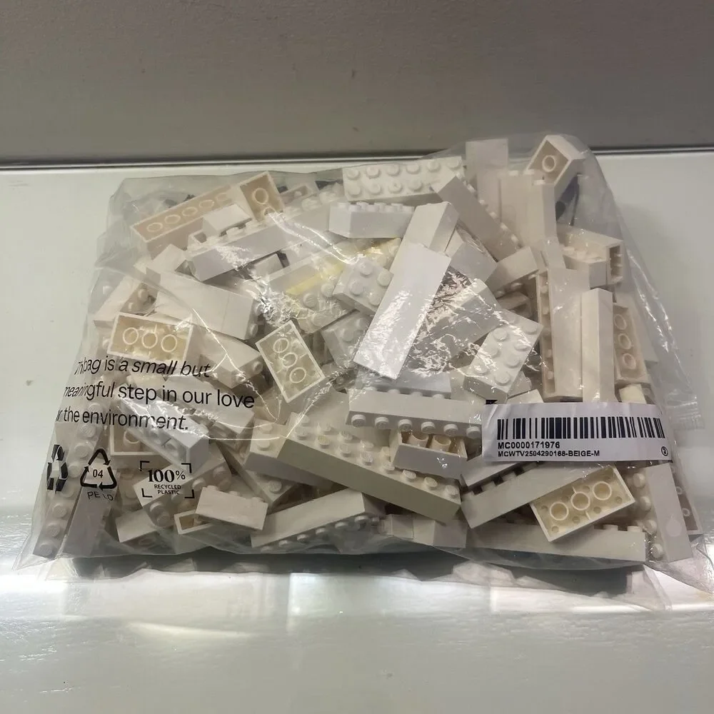 Lot of 1 Lbs Lego Bricks Random White Parts Pieces Rectangular Square 1 Pound - Picture 2 of 3
